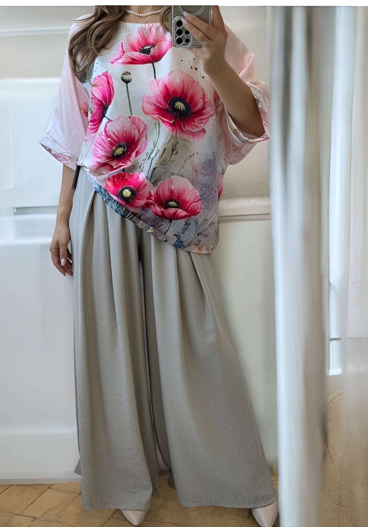 Pantaloni XL evazati din vascoza Terra bej