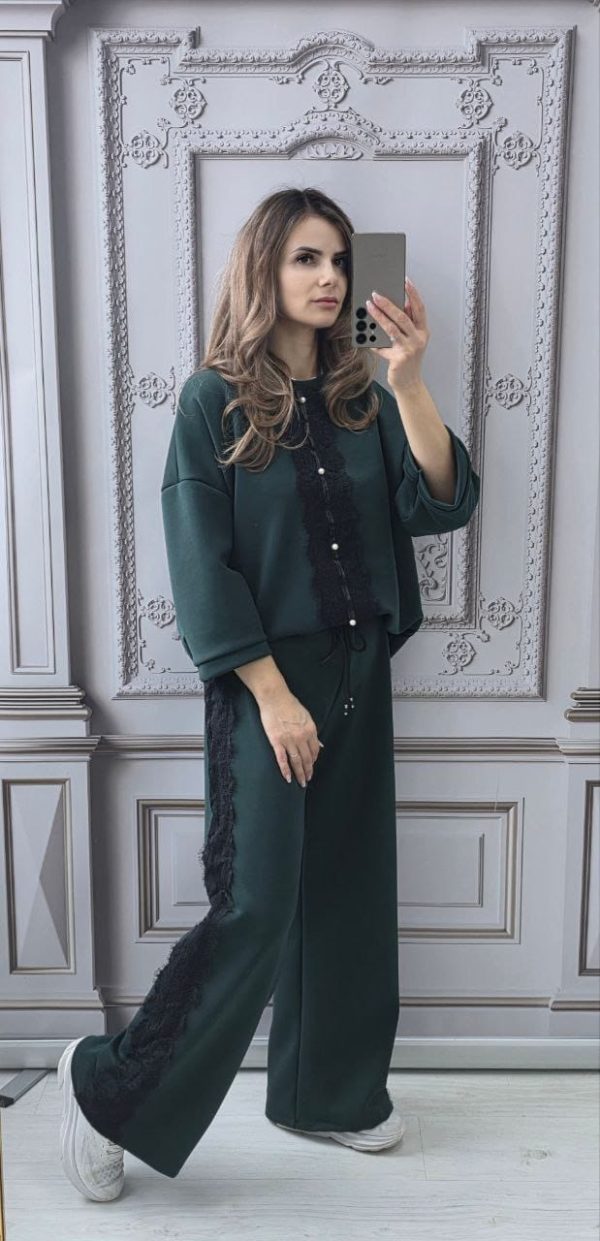 Compleu cu insertii de dantela si perle Mera verde